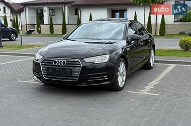Седан Audi A4 2015 в Львове