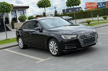 Седан Audi A4 2015 в Львове