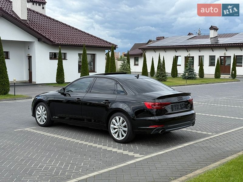 Седан Audi A4 2015 в Львове