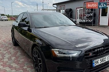 Audi A4  2012