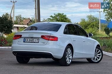Седан Audi A4 2013 в Кривом Роге