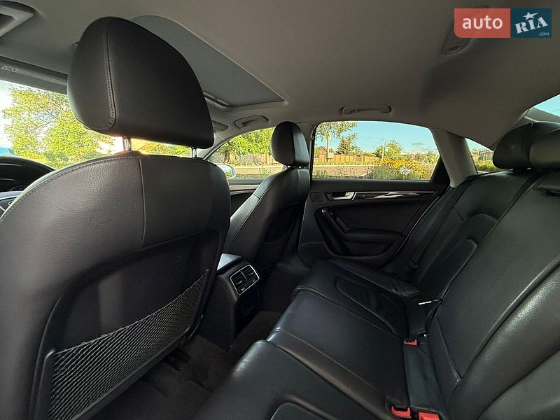 Седан Audi A4 2013 в Кривом Роге
