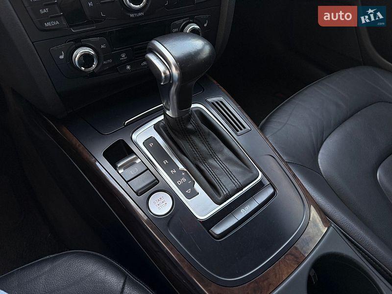 Седан Audi A4 2013 в Кривом Роге