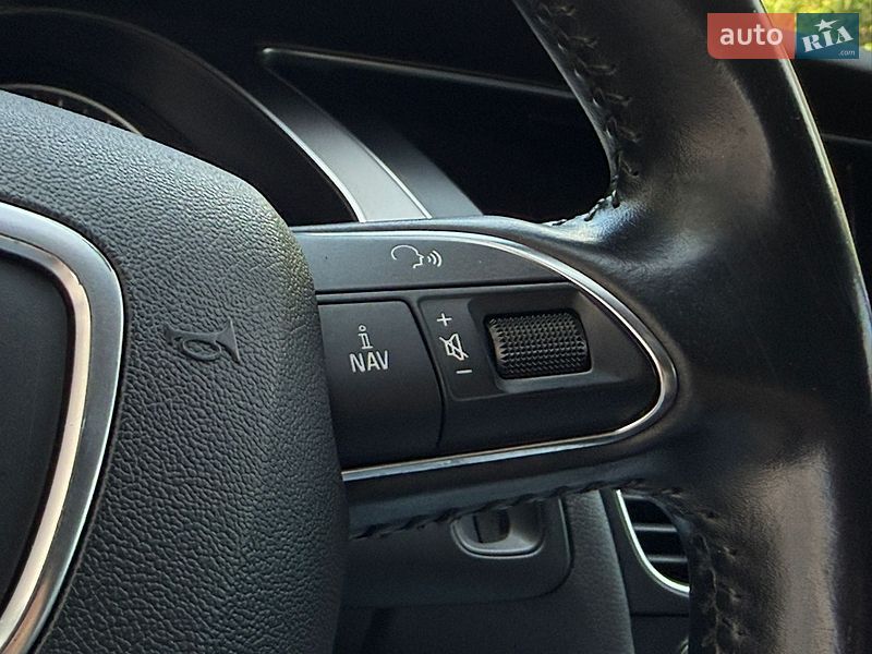 Седан Audi A4 2013 в Кривом Роге