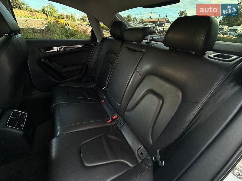 Седан Audi A4 2013 в Кривом Роге