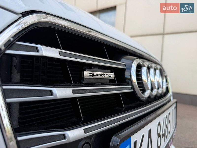 Седан Audi A4 2013 в Кривом Роге