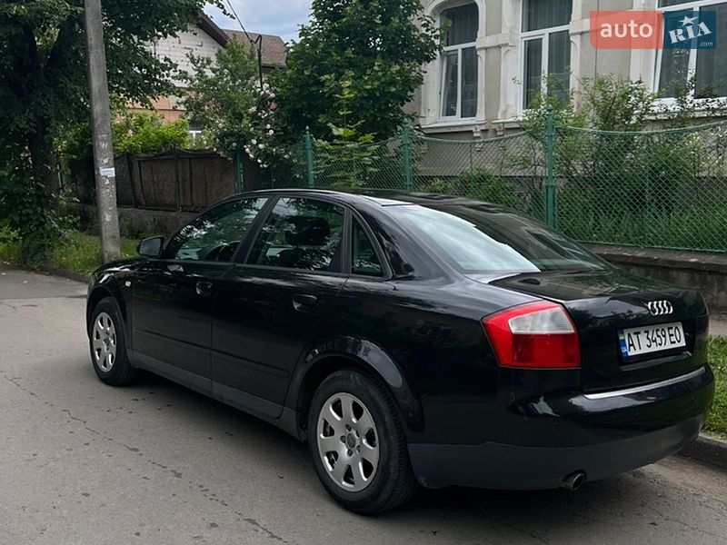 Седан Audi A4 2004 в Ивано-Франковске