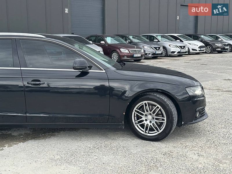 Универсал Audi A4 2009 в Львове