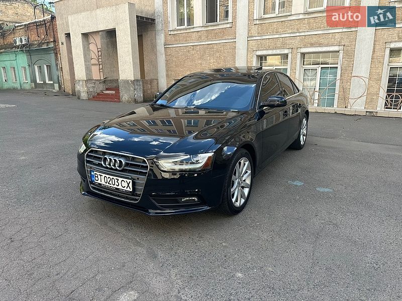Седан Audi A4 2013 в Одессе