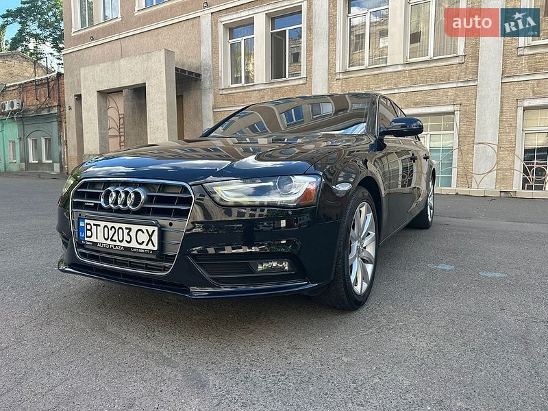 Седан Audi A4 2013 в Одессе