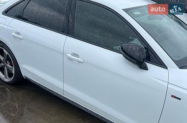 Audi A4  2022