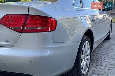 Седан Audi A4 2010 в Черновцах