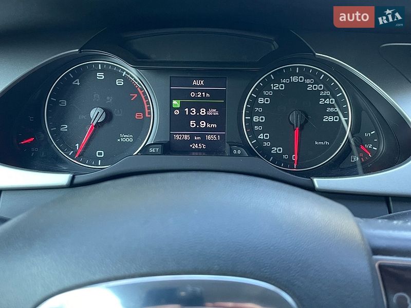 Седан Audi A4 2010 в Черновцах