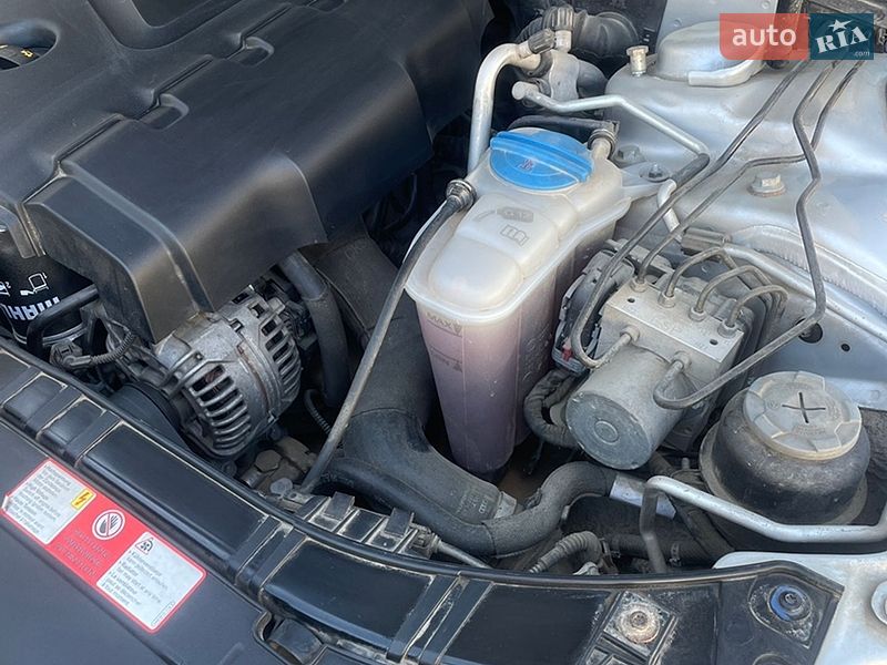Седан Audi A4 2010 в Черновцах