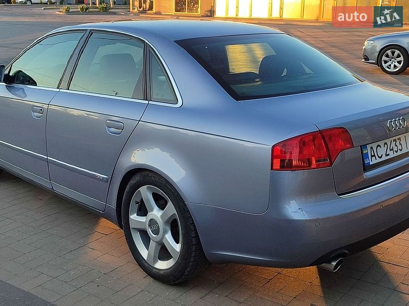 Audi A4 2004 Audi A4 2004