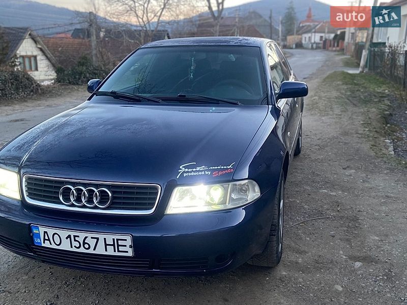 Универсал Audi A4 1999 в Сваляве