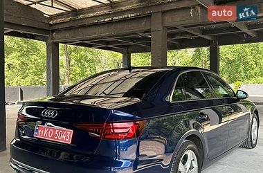 Седан Audi A4 2018 в Запорожье