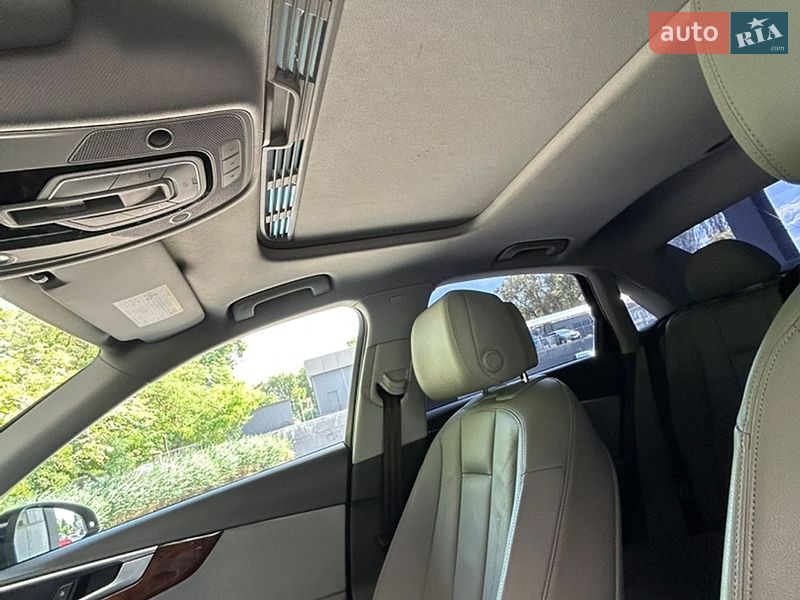Седан Audi A4 2018 в Запорожье