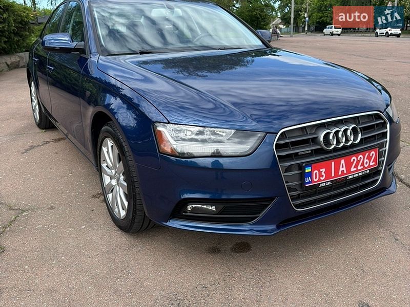 Седан Audi A4 2014 в Житомирі
