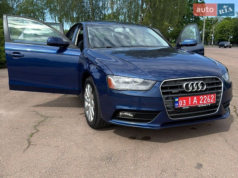 Седан Audi A4 2014 в Житомирі