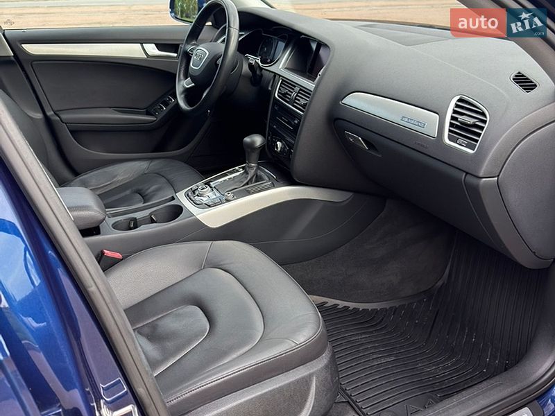 Седан Audi A4 2014 в Житомирі