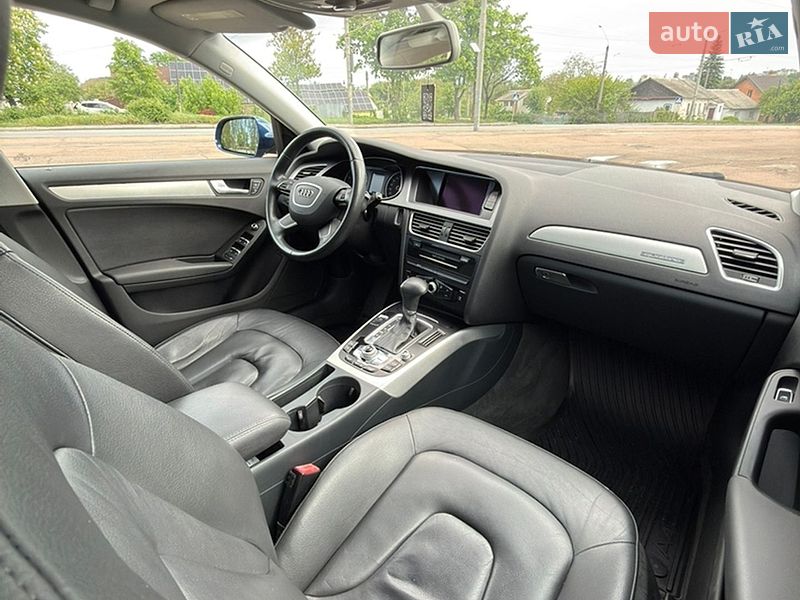 Седан Audi A4 2014 в Житомирі
