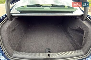 Седан Audi A4 2014 в Житомирі