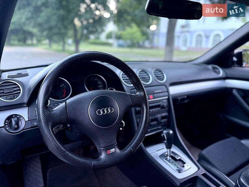 Кабриолет Audi A4 2004 в Смеле