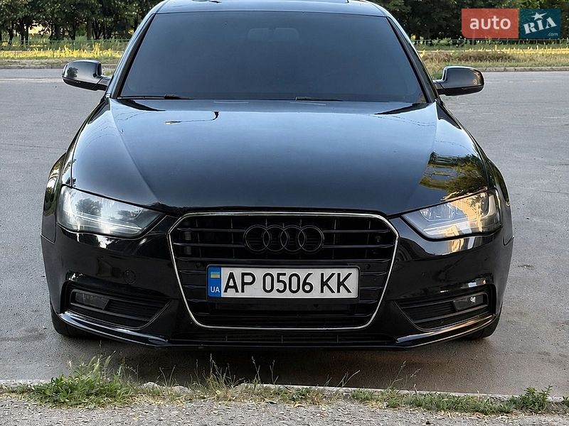 Седан Audi A4 2011 в Запоріжжі