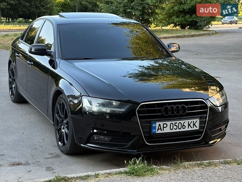 Седан Audi A4 2011 в Запоріжжі