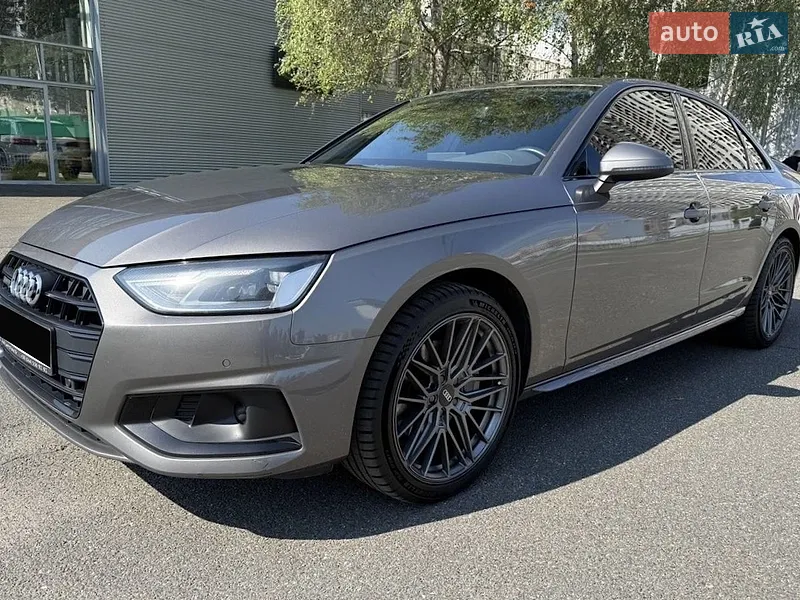 Audi A4 2021