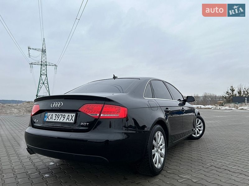 Седан Audi A4 2011 в Киеве