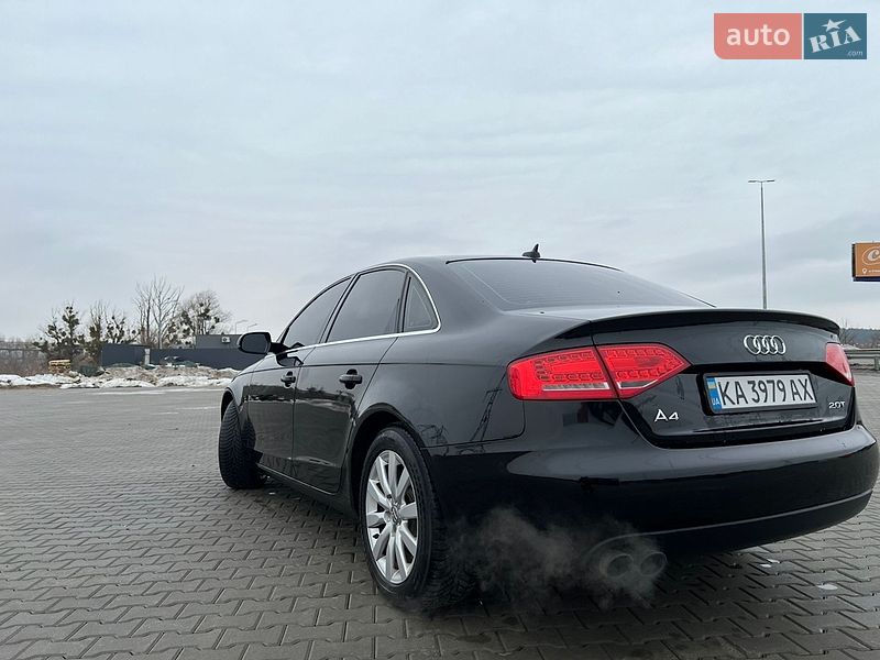 Седан Audi A4 2011 в Киеве