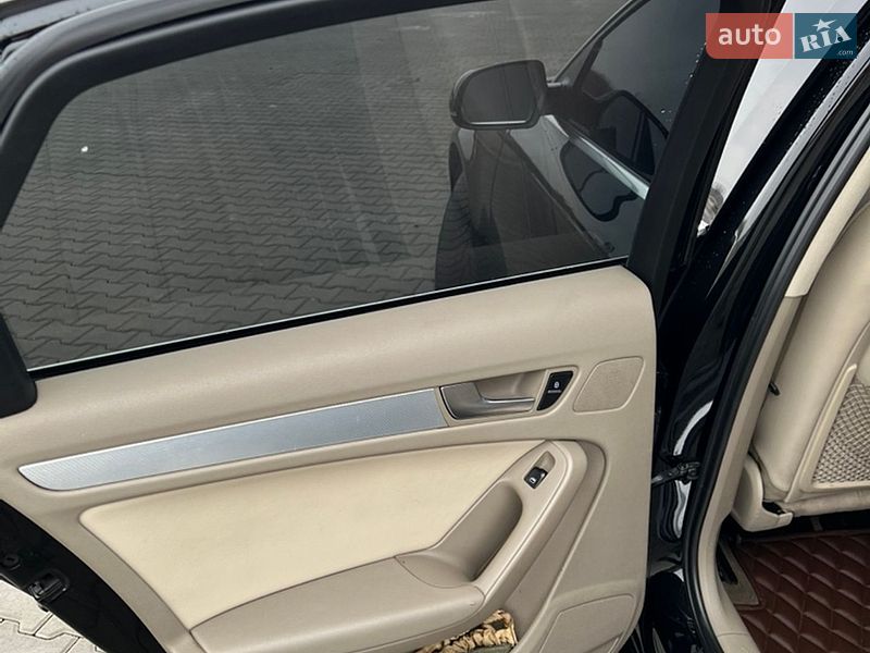 Седан Audi A4 2011 в Киеве