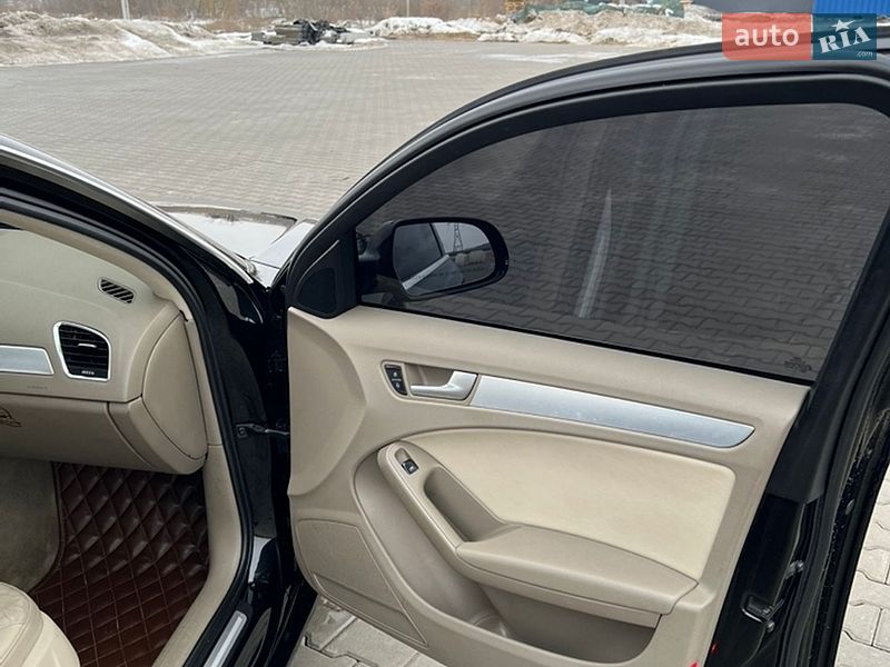Седан Audi A4 2011 в Киеве