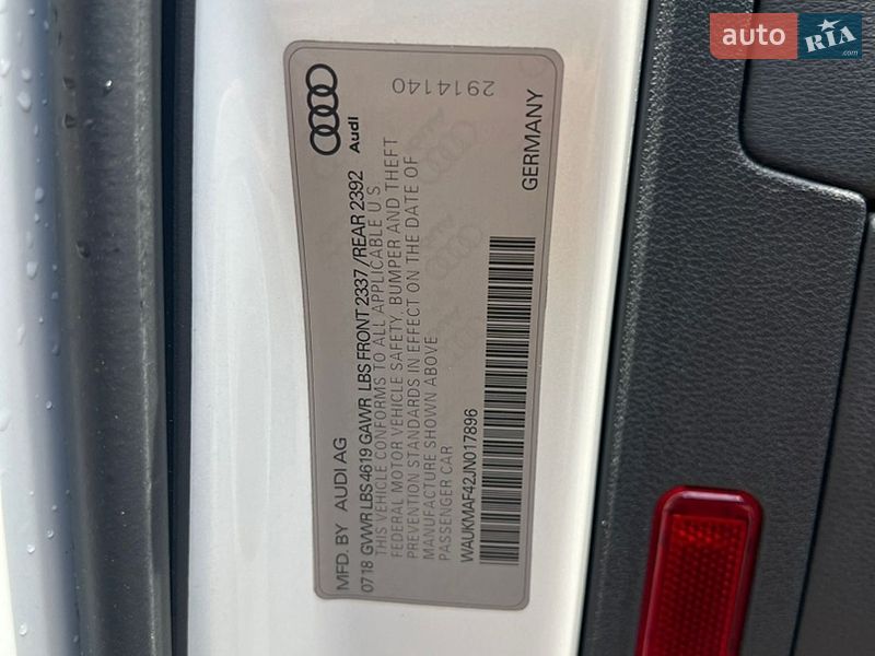 Седан Audi A4 2018 в Сумах