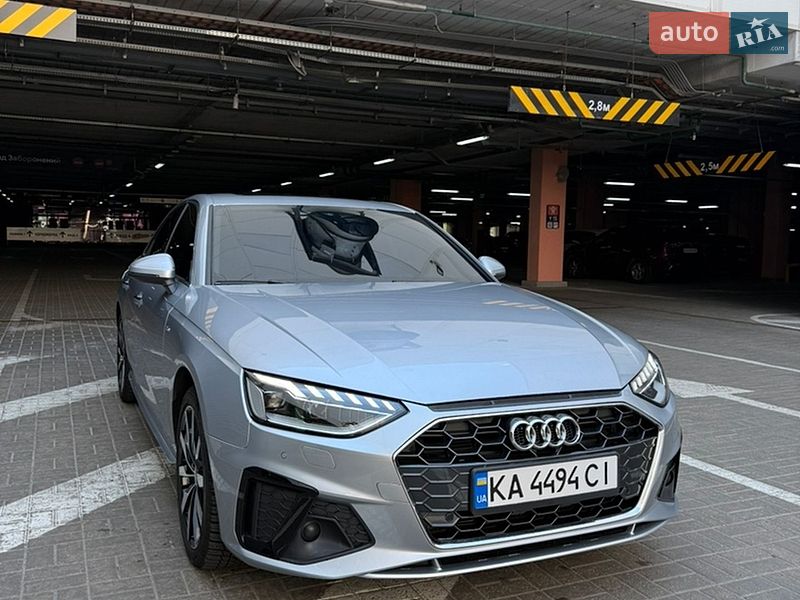 Седан Audi A4 2021 в Києві