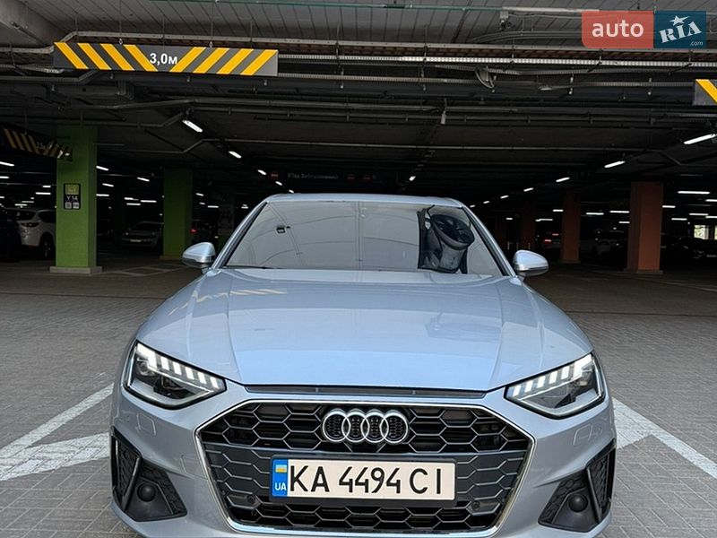 Седан Audi A4 2021 в Києві