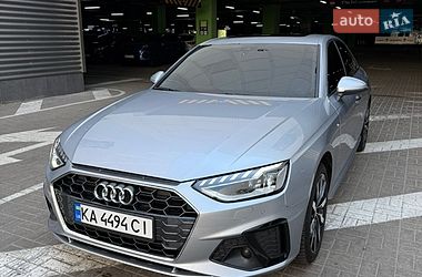 Седан Audi A4 2021 в Києві