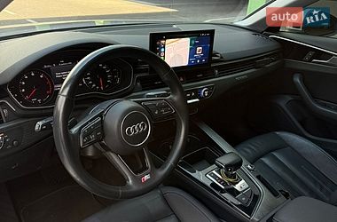 Седан Audi A4 2021 в Києві