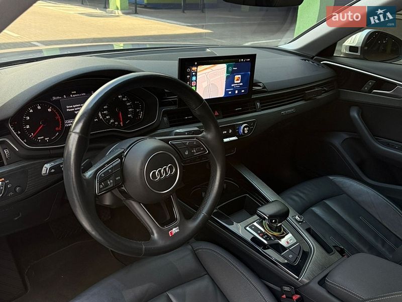 Седан Audi A4 2021 в Києві