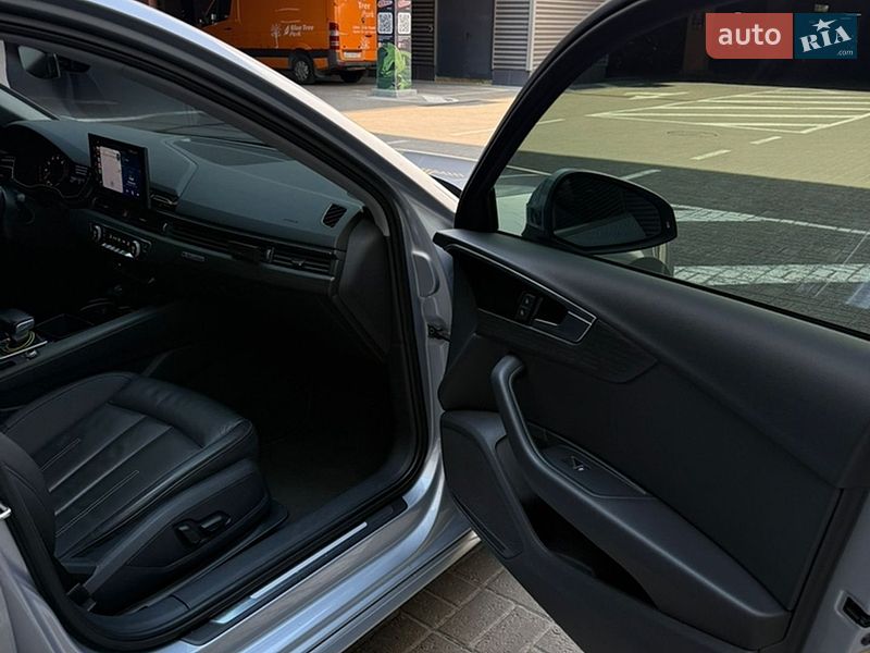 Седан Audi A4 2021 в Києві