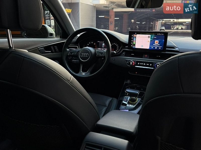 Седан Audi A4 2021 в Києві