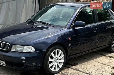 Седан Audi A4 1995 в Белой Церкви