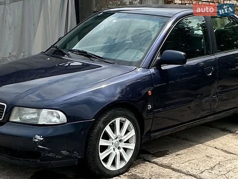 Седан Audi A4 1995 в Белой Церкви