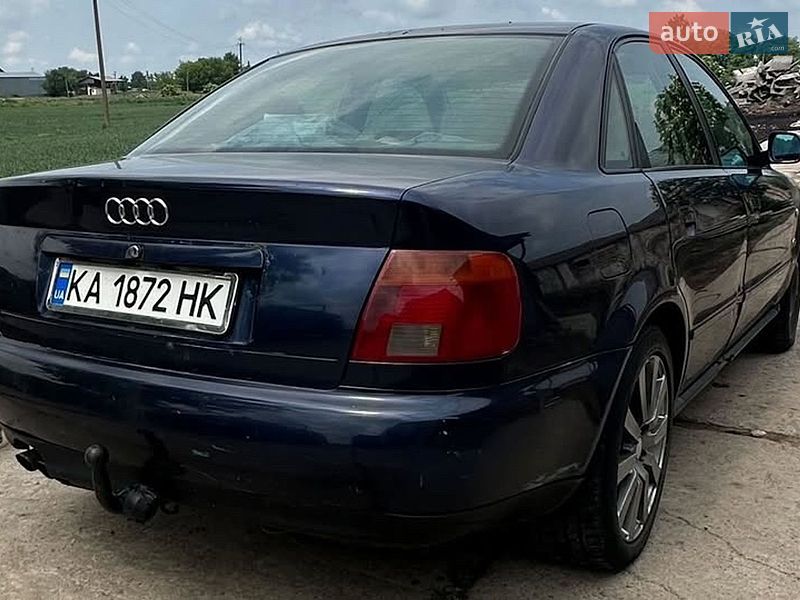 Седан Audi A4 1995 в Белой Церкви