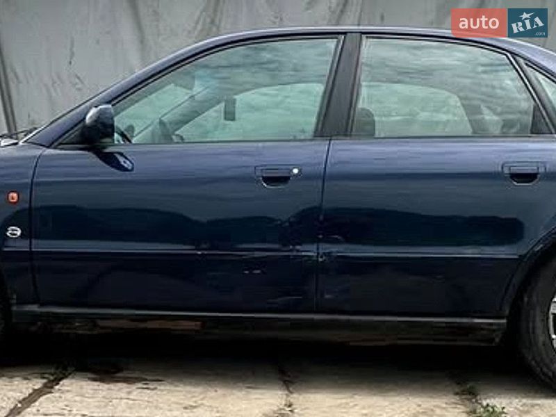 Седан Audi A4 1995 в Белой Церкви
