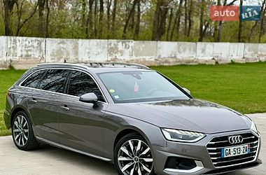 Audi A4  2022