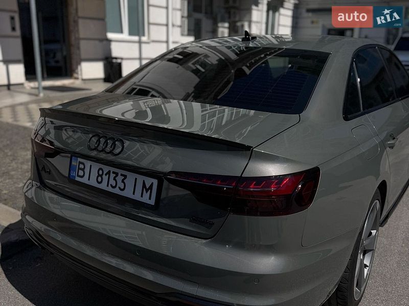 Седан Audi A4 2023 в Полтаве