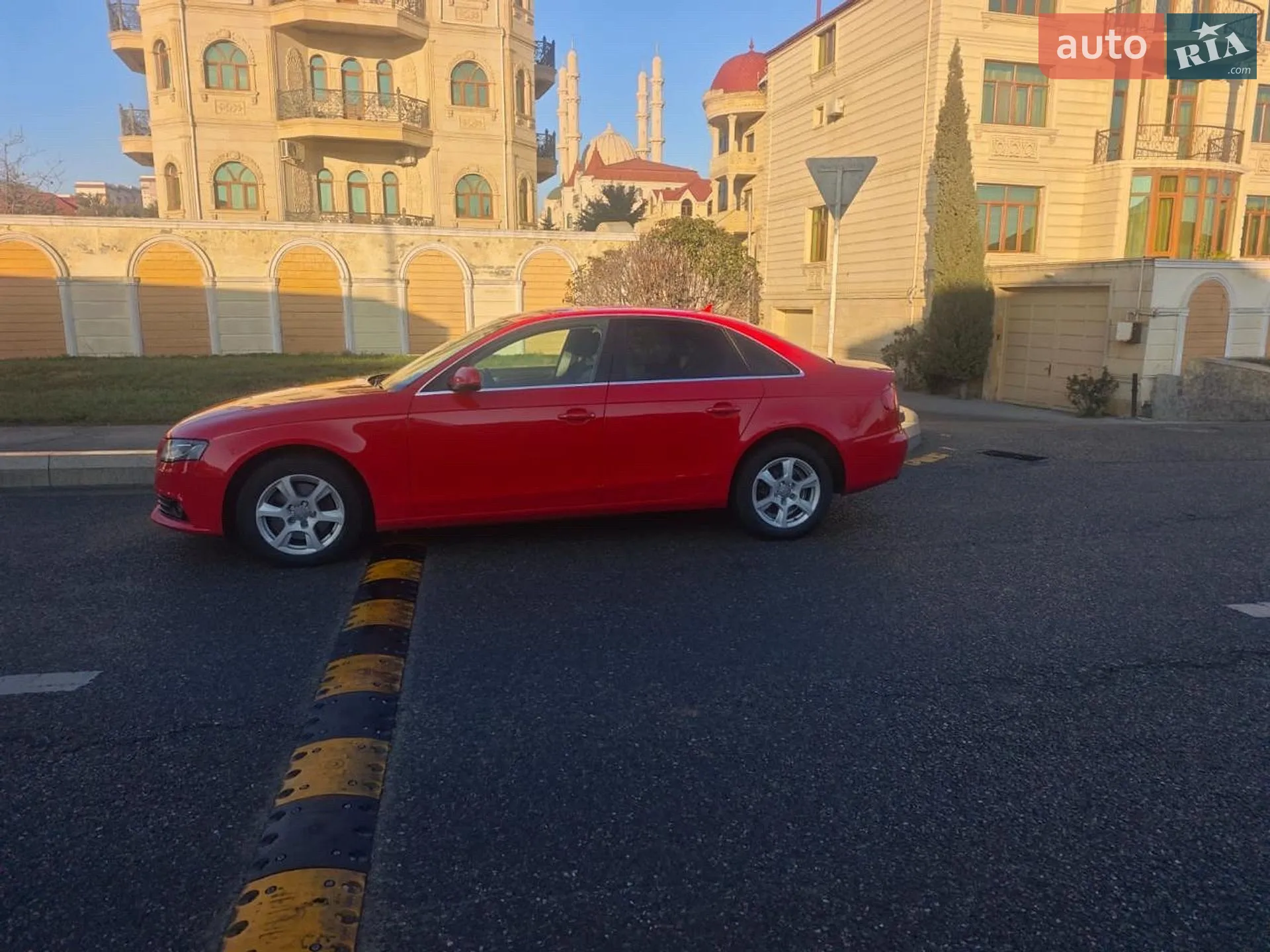 Audi A4 2010 VIN WAUZZZ8K3AN047368 фото оголошення 3 з 12